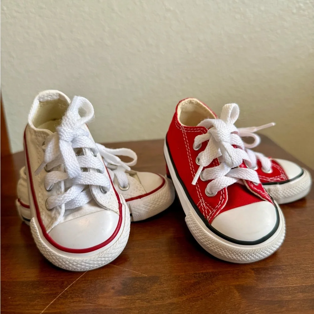Bundle of Converse Kids Low-Top Sneakers in Red and White - Picture 1 of 15